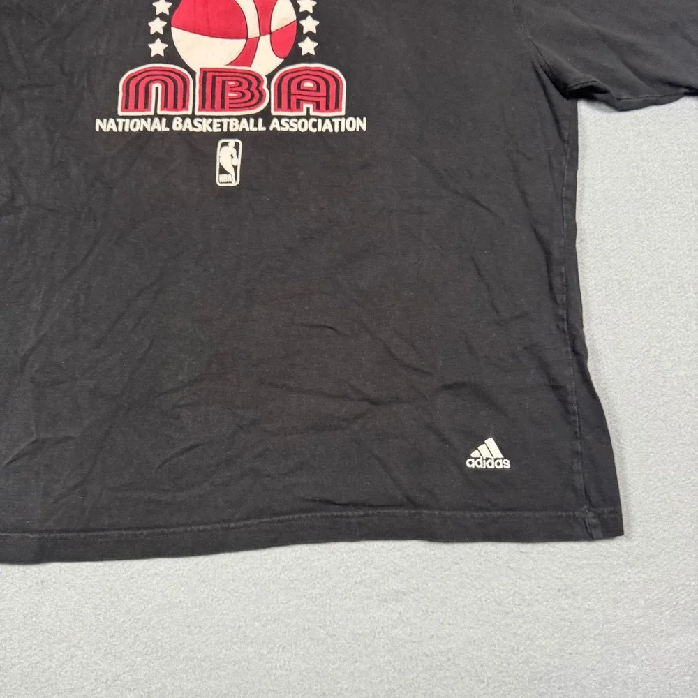 Adidas NBA National Basketball Association Graphic T-Shirt Mens XL Black Vintage
